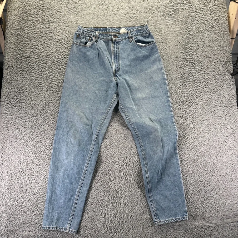 Vintage Levi's 550 Jeans Womens 32x32 Blue Cotton Denim Tapered Relaxed Workwear